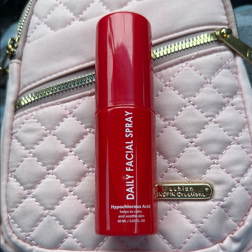 Red Daily Facial Spray